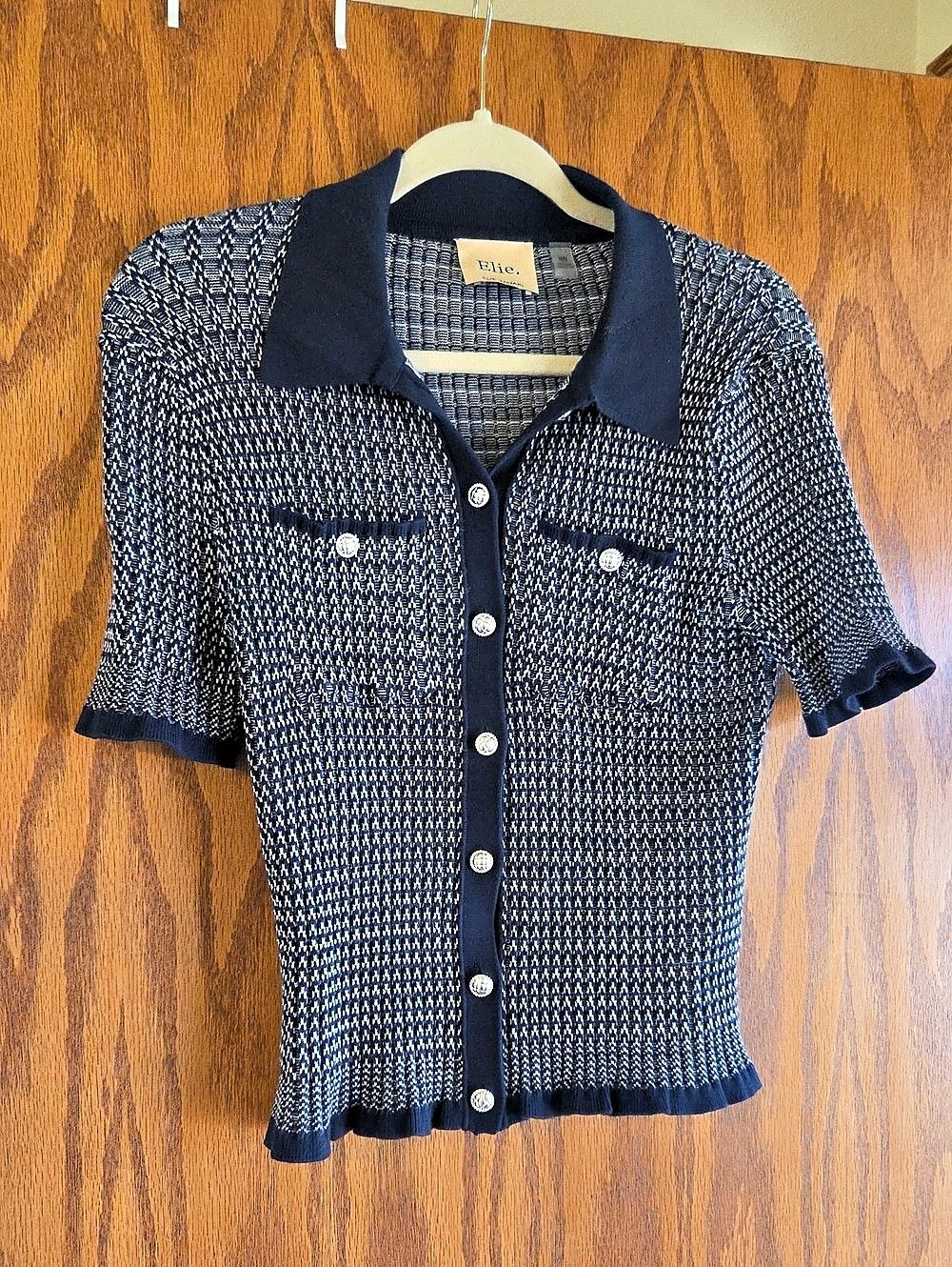 Elie Tahari Geometric Button Front Top in Blue & White Size Medium